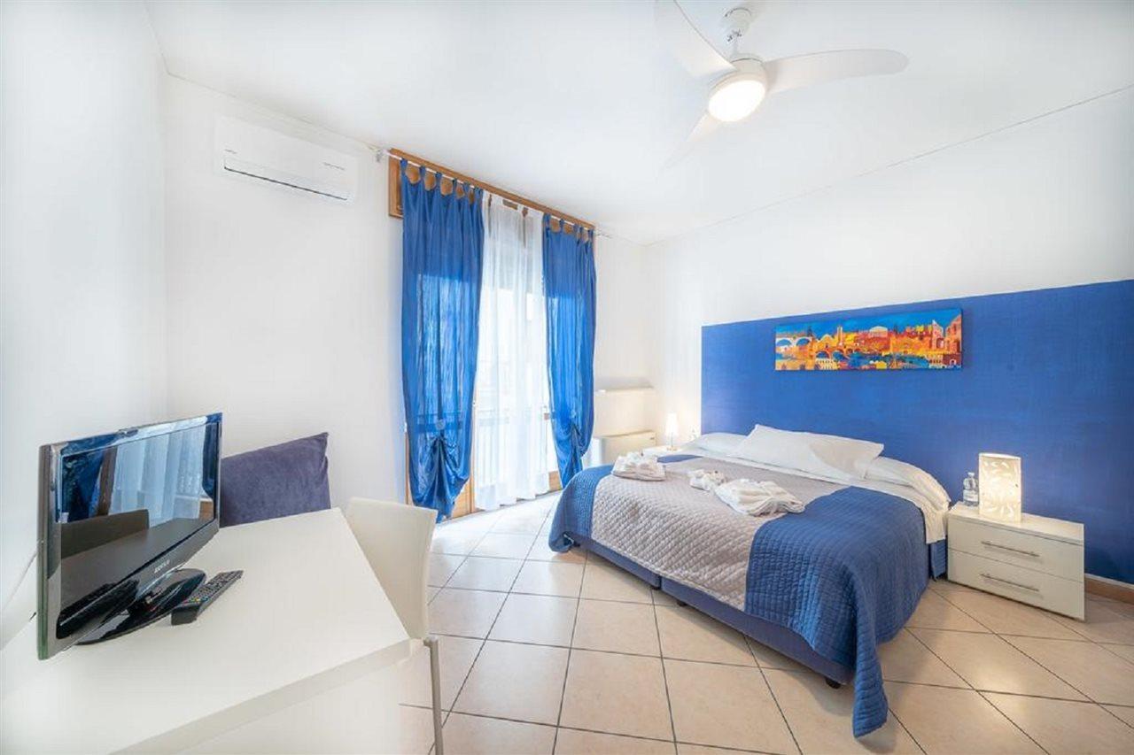 Residenza Al Centro Storico Guest house 2*